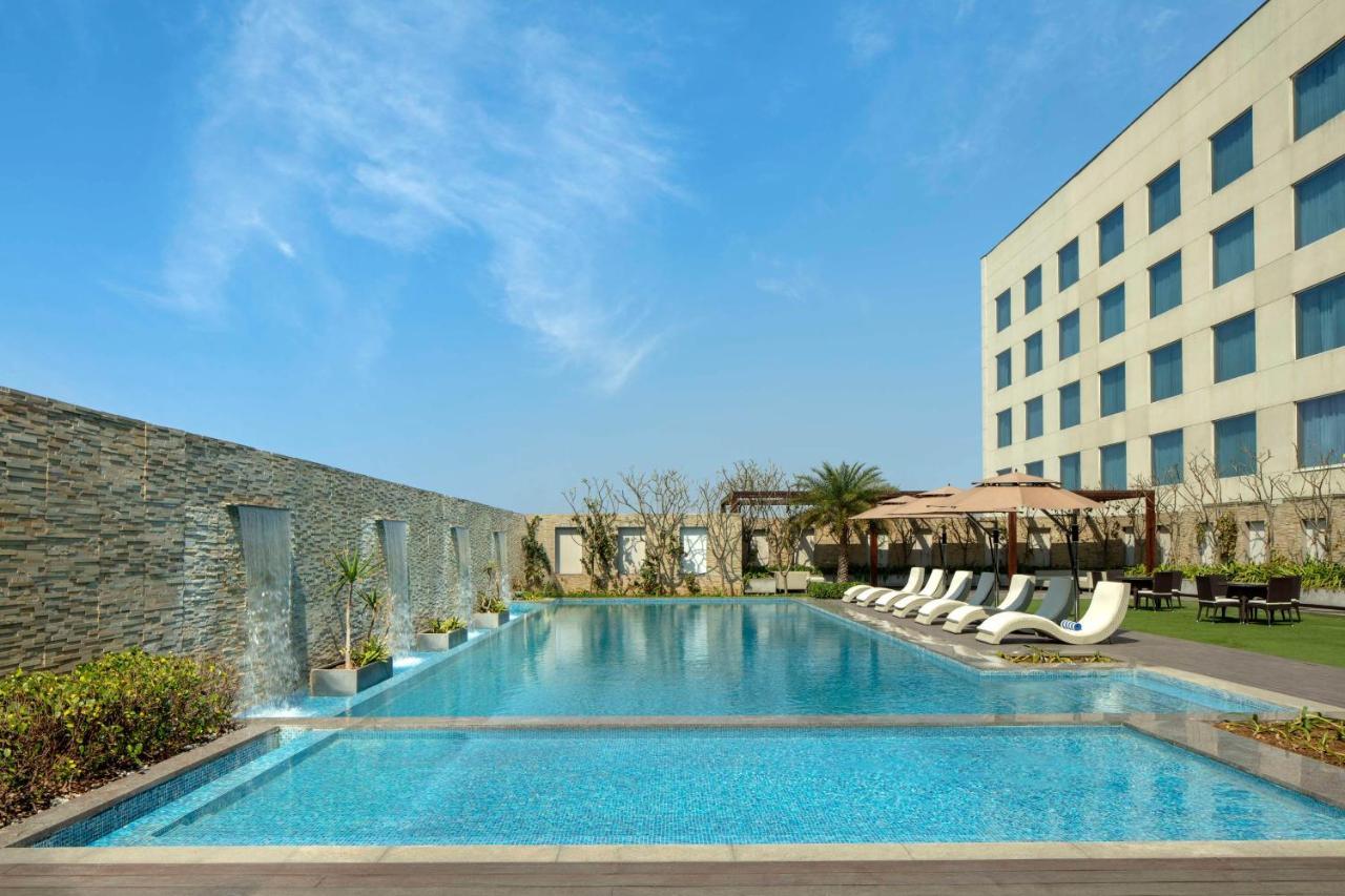 Готель Radisson Blu Фарідабад Екстер'єр фото